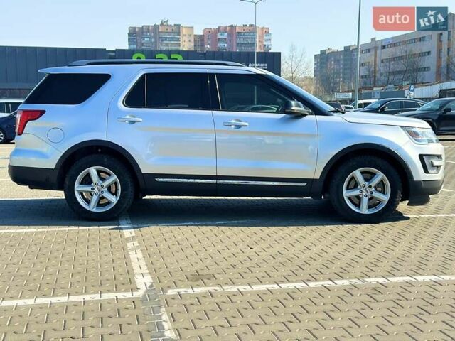 Серый Форд Эксплорер, объемом двигателя 3.5 л и пробегом 132 тыс. км за 18300 $, фото 26 на Automoto.ua