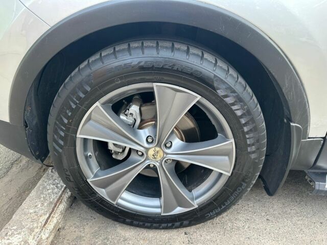 Серый Форд Эксплорер, объемом двигателя 3.5 л и пробегом 95 тыс. км за 19999 $, фото 6 на Automoto.ua