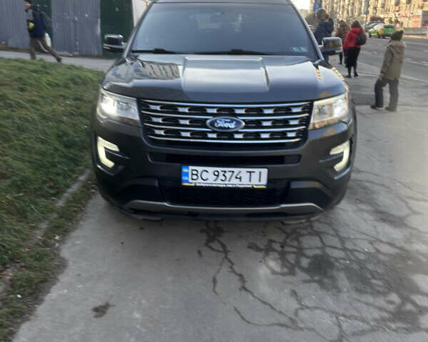 Сірий Форд Експлорер, об'ємом двигуна 2.26 л та пробігом 167 тис. км за 16500 $, фото 16 на Automoto.ua