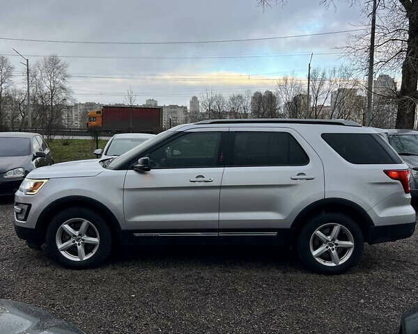 Серый Форд Эксплорер, объемом двигателя 3.5 л и пробегом 149 тыс. км за 18700 $, фото 10 на Automoto.ua