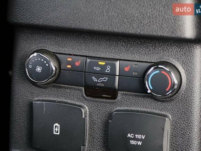 Серый Форд Эксплорер, объемом двигателя 3.5 л и пробегом 163 тыс. км за 23900 $, фото 27 на Automoto.ua