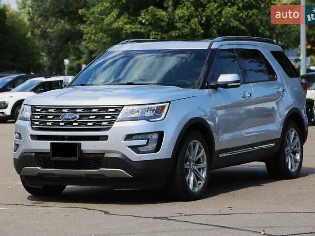 Серый Форд Эксплорер, объемом двигателя 3.5 л и пробегом 163 тыс. км за 23900 $, фото 2 на Automoto.ua