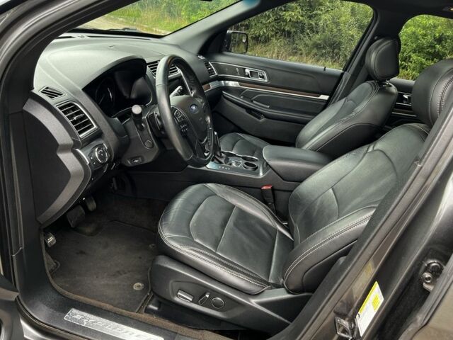 Форд Эксплорер 2017 в Львове на Automoto.ua Серый Форд Эксплорер, объемом двигателя 3.5 л и пробегом 167 тыс. км за 20199 $, фото 10 на Automoto.ua