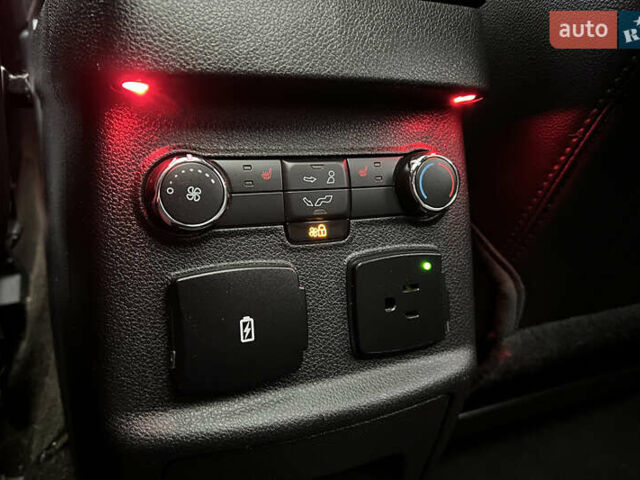 Форд Эксплорер 2017 в Львове на Automoto.ua Серый Форд Эксплорер, объемом двигателя 3.5 л и пробегом 167 тыс. км за 20300 $, фото 18 на Automoto.ua