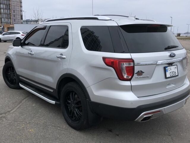 Сірий Форд Експлорер, об'ємом двигуна 3.5 л та пробігом 189 тис. км за 18200 $, фото 4 на Automoto.ua