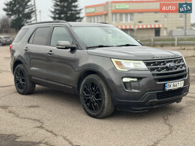 Сірий Форд Експлорер, об'ємом двигуна 3.5 л та пробігом 126 тис. км за 19999 $, фото 23 на Automoto.ua