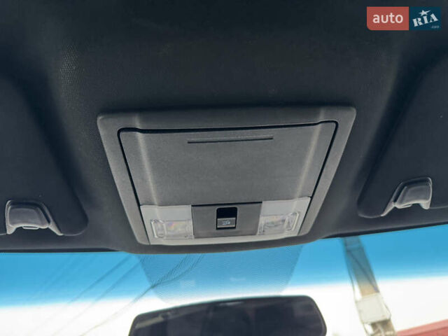 Серый Форд Эксплорер, объемом двигателя 3.73 л и пробегом 272 тыс. км за 17990 $, фото 22 на Automoto.ua