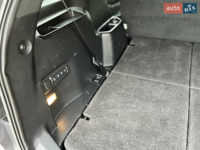 Серый Форд Эксплорер, объемом двигателя 3.5 л и пробегом 150 тыс. км за 18500 $, фото 9 на Automoto.ua
