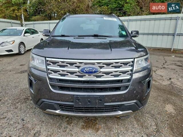 Серый Форд Эксплорер, объемом двигателя 3.5 л и пробегом 100 тыс. км за 3200 $, фото 4 на Automoto.ua