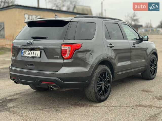 Сірий Форд Експлорер, об'ємом двигуна 3.5 л та пробігом 126 тис. км за 19999 $, фото 16 на Automoto.ua