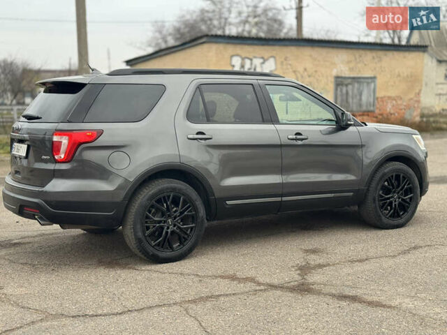 Сірий Форд Експлорер, об'ємом двигуна 3.5 л та пробігом 126 тис. км за 19999 $, фото 18 на Automoto.ua