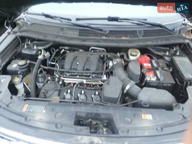 Серый Форд Эксплорер, объемом двигателя 3.5 л и пробегом 198 тыс. км за 14300 $, фото 16 на Automoto.ua