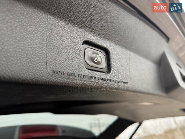 Сірий Форд Експлорер, об'ємом двигуна 3.5 л та пробігом 126 тис. км за 19999 $, фото 61 на Automoto.ua