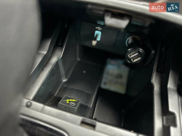 Сірий Форд Експлорер, об'ємом двигуна 3.5 л та пробігом 126 тис. км за 19999 $, фото 53 на Automoto.ua