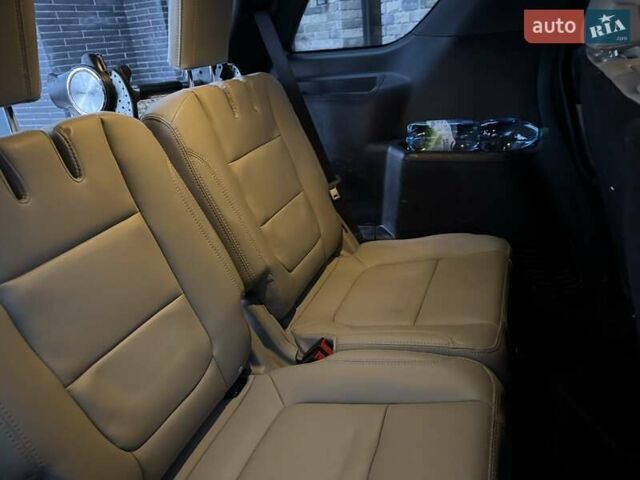 Серый Форд Эксплорер, объемом двигателя 3.5 л и пробегом 129 тыс. км за 20900 $, фото 31 на Automoto.ua