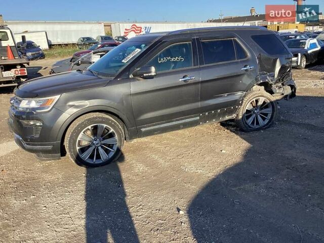 Серый Форд Эксплорер, объемом двигателя 3.5 л и пробегом 198 тыс. км за 14300 $, фото 4 на Automoto.ua