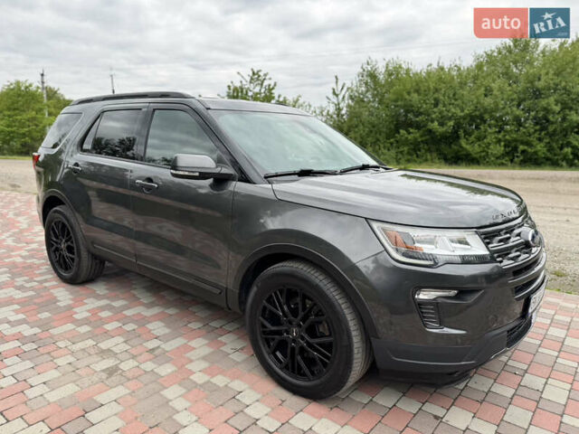 Сірий Форд Експлорер, об'ємом двигуна 3.5 л та пробігом 126 тис. км за 19999 $, фото 39 на Automoto.ua