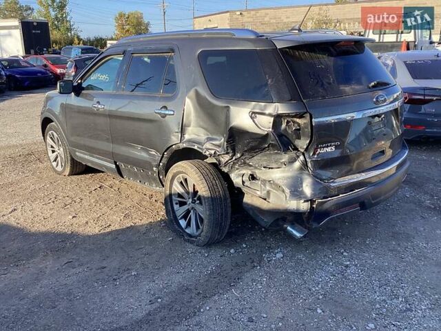 Серый Форд Эксплорер, объемом двигателя 3.5 л и пробегом 198 тыс. км за 14300 $, фото 5 на Automoto.ua