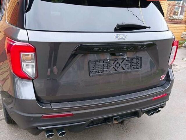 Сірий Форд Експлорер, об'ємом двигуна 2.96 л та пробігом 135 тис. км за 28200 $, фото 2 на Automoto.ua