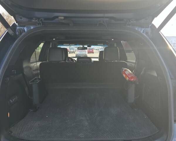 Серый Форд Эксплорер, объемом двигателя 3.5 л и пробегом 99 тыс. км за 24600 $, фото 23 на Automoto.ua