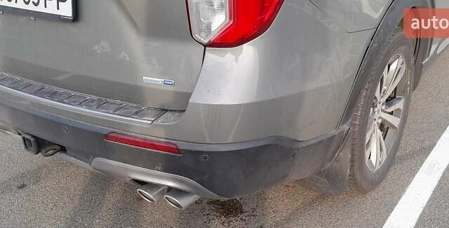 Серый Форд Эксплорер, объемом двигателя 3 л и пробегом 81 тыс. км за 37900 $, фото 11 на Automoto.ua