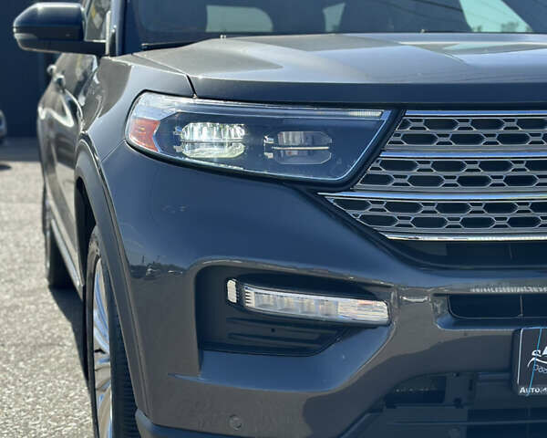 Серый Форд Эксплорер, объемом двигателя 2.26 л и пробегом 75 тыс. км за 25900 $, фото 5 на Automoto.ua