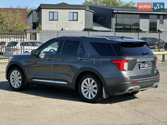 Серый Форд Эксплорер, объемом двигателя 2.26 л и пробегом 75 тыс. км за 25900 $, фото 13 на Automoto.ua