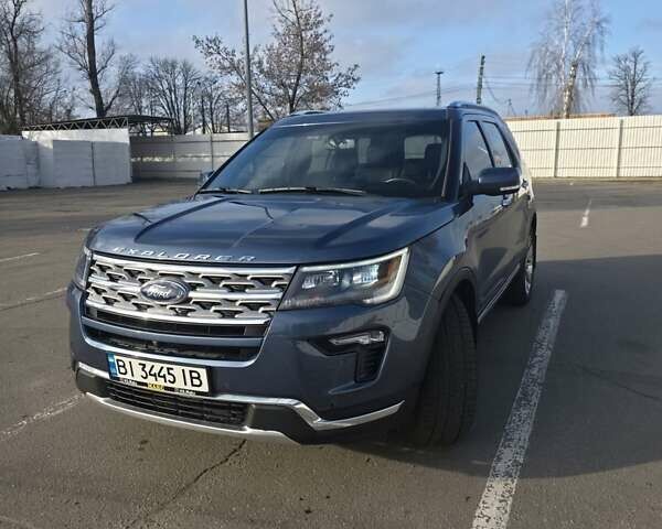 Серый Форд Эксплорер, объемом двигателя 3.5 л и пробегом 99 тыс. км за 24600 $, фото 4 на Automoto.ua