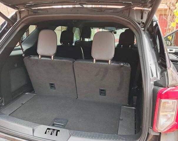 Сірий Форд Експлорер, об'ємом двигуна 2.96 л та пробігом 135 тис. км за 28200 $, фото 6 на Automoto.ua