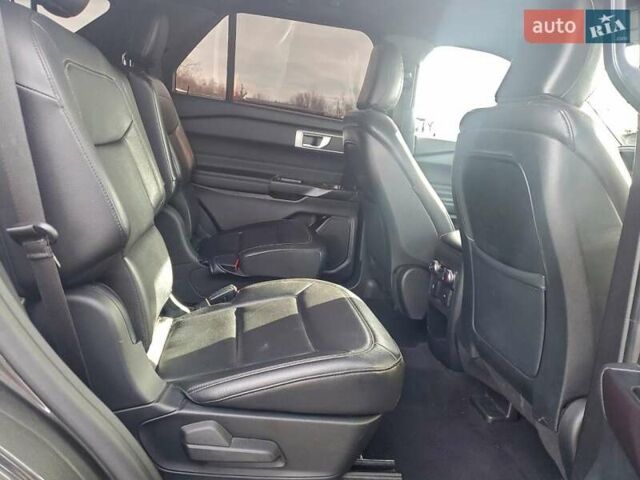 Серый Форд Эксплорер, объемом двигателя 2.26 л и пробегом 144 тыс. км за 6900 $, фото 10 на Automoto.ua