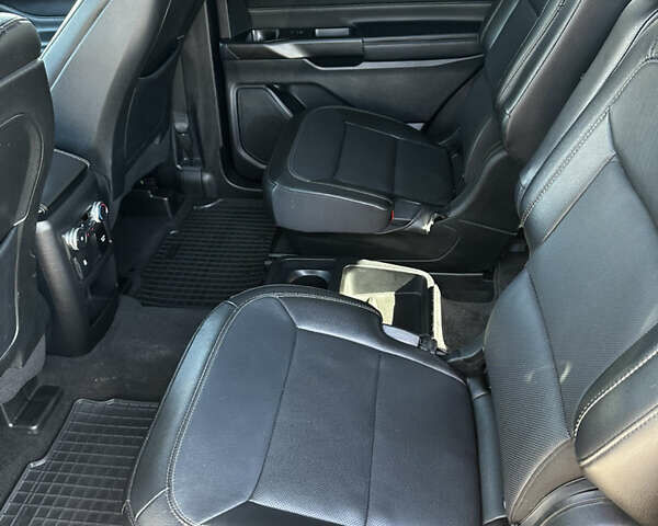 Серый Форд Эксплорер, объемом двигателя 2.26 л и пробегом 75 тыс. км за 25900 $, фото 27 на Automoto.ua