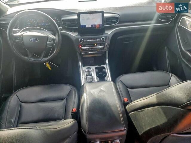 Серый Форд Эксплорер, объемом двигателя 2.26 л и пробегом 144 тыс. км за 6900 $, фото 6 на Automoto.ua