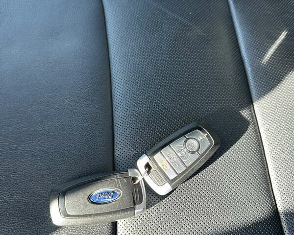 Серый Форд Эксплорер, объемом двигателя 2.26 л и пробегом 75 тыс. км за 25900 $, фото 50 на Automoto.ua