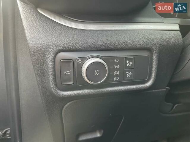 Серый Форд Эксплорер, объемом двигателя 2.26 л и пробегом 40 тыс. км за 27500 $, фото 17 на Automoto.ua