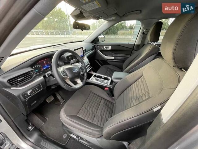 Серый Форд Эксплорер, объемом двигателя 2.26 л и пробегом 75 тыс. км за 24800 $, фото 19 на Automoto.ua