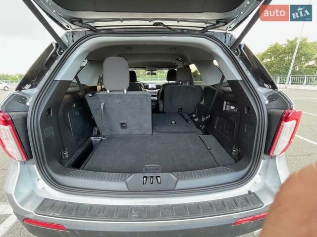 Серый Форд Эксплорер, объемом двигателя 2.26 л и пробегом 75 тыс. км за 24800 $, фото 26 на Automoto.ua