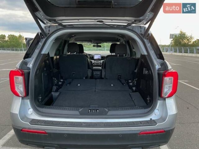 Серый Форд Эксплорер, объемом двигателя 2.26 л и пробегом 75 тыс. км за 24800 $, фото 25 на Automoto.ua