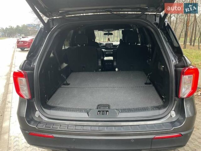 Серый Форд Эксплорер, объемом двигателя 2.26 л и пробегом 40 тыс. км за 27500 $, фото 13 на Automoto.ua