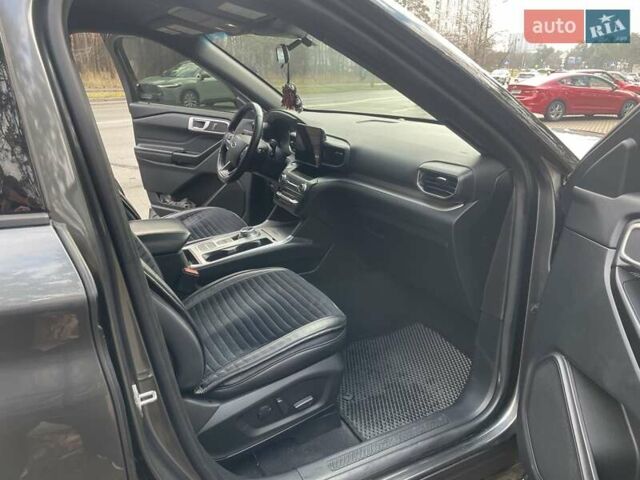 Серый Форд Эксплорер, объемом двигателя 2.26 л и пробегом 40 тыс. км за 27500 $, фото 11 на Automoto.ua