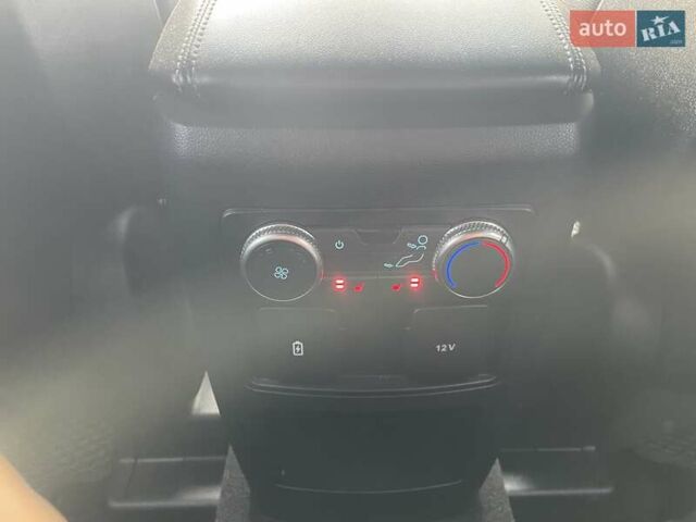 Серый Форд Эксплорер, объемом двигателя 2.26 л и пробегом 40 тыс. км за 27500 $, фото 22 на Automoto.ua