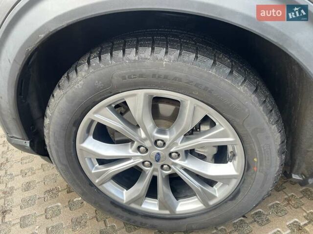 Серый Форд Эксплорер, объемом двигателя 2.26 л и пробегом 40 тыс. км за 27500 $, фото 4 на Automoto.ua