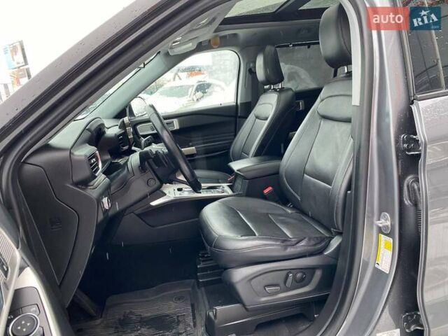 Серый Форд Эксплорер, объемом двигателя 3.34 л и пробегом 105 тыс. км за 35600 $, фото 23 на Automoto.ua
