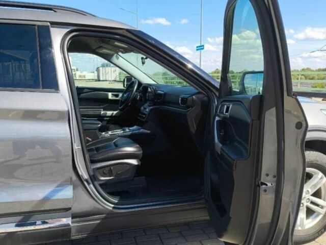 Серый Форд Эксплорер, объемом двигателя 2.3 л и пробегом 52 тыс. км за 13900 $, фото 20 на Automoto.ua