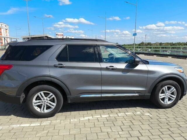 Серый Форд Эксплорер, объемом двигателя 2.3 л и пробегом 52 тыс. км за 13900 $, фото 3 на Automoto.ua