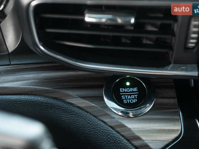 Серый Форд Эксплорер, объемом двигателя 3.3 л и пробегом 97 тыс. км за 33300 $, фото 43 на Automoto.ua