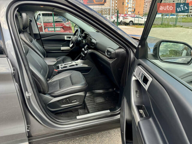 Форд Експлорер 2021 у Києві на Automoto.ua Сірий Форд Експлорер, об'ємом двигуна 3.34 л та пробігом 105 тис. км за 37500 $, фото 45 на Automoto.ua