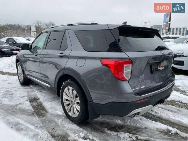 Серый Форд Эксплорер, объемом двигателя 3.34 л и пробегом 105 тыс. км за 35600 $, фото 4 на Automoto.ua