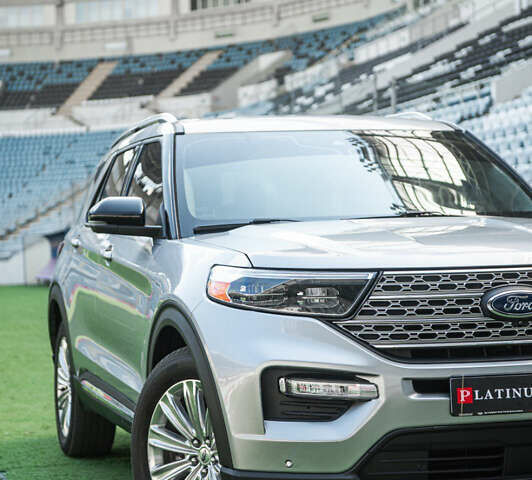 Серый Форд Эксплорер, объемом двигателя 3.3 л и пробегом 97 тыс. км за 33300 $, фото 72 на Automoto.ua