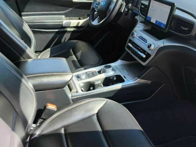 Серый Форд Эксплорер, объемом двигателя 2.3 л и пробегом 52 тыс. км за 13900 $, фото 8 на Automoto.ua