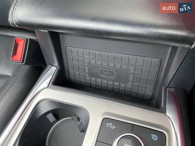 Серый Форд Эксплорер, объемом двигателя 3.34 л и пробегом 105 тыс. км за 35600 $, фото 22 на Automoto.ua